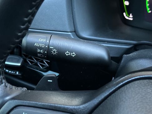 Used 2025 Honda Accord Sport image 29