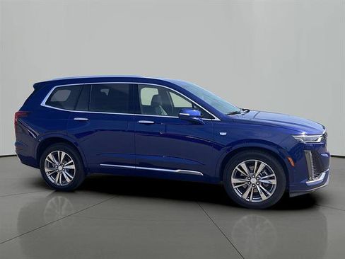 Certified 2025 Cadillac XT6 Premium Luxury w/ Platinum Package AWD/4WD image 6