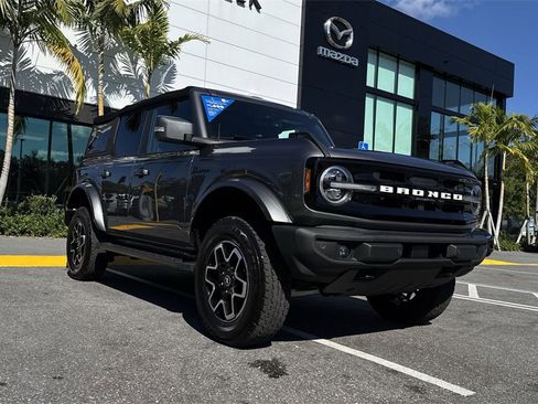 Used 2023 Ford Bronco Outer Banks image 31