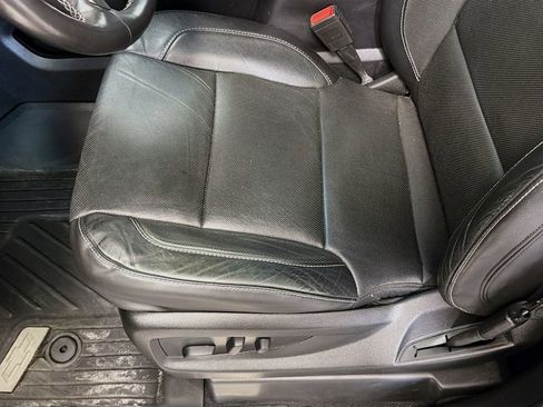 Used 2019 Chevrolet Tahoe Premier AWD/4WD image 22