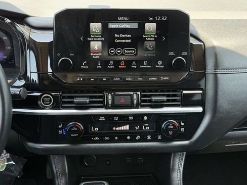 Used 2024 Nissan Pathfinder Platinum w/ Cargo Package FWD image 17