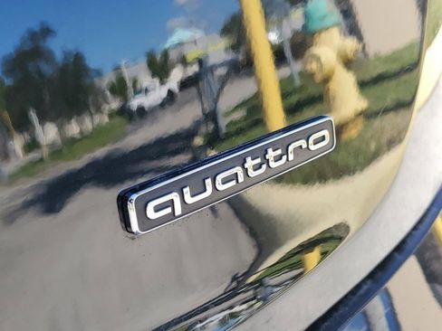 Used 2021 Audi Q5 2.0T Premium w/ Convenience Package image 6