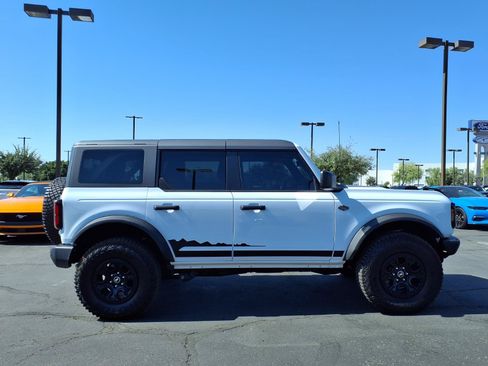 Certified 2024 Ford Bronco Wildtrak AWD/4WD image 7