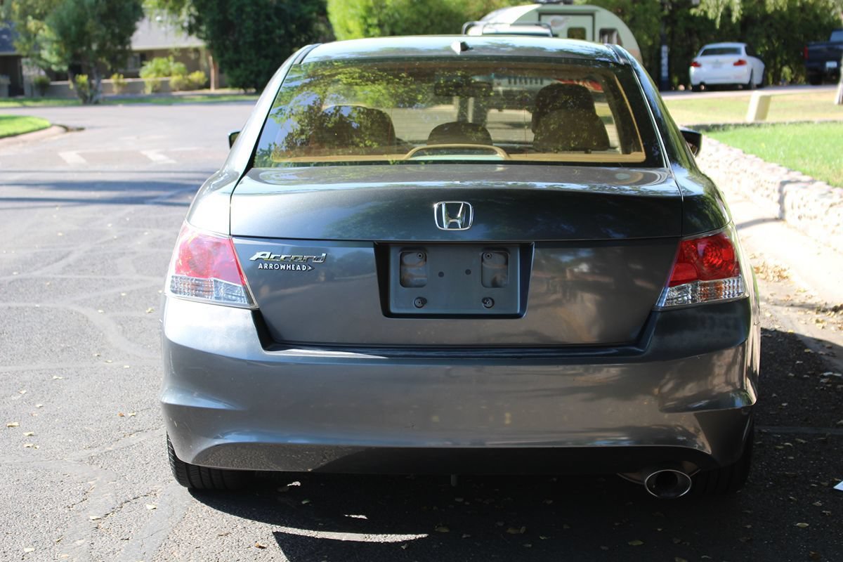 Used 2010 Honda Accord EX-L image 5