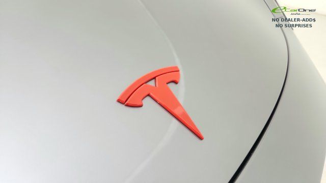 Used 2025 Tesla Model Y Long Range RWD image 85