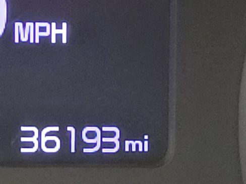 Used 2021 Kia Seltos EX image 2