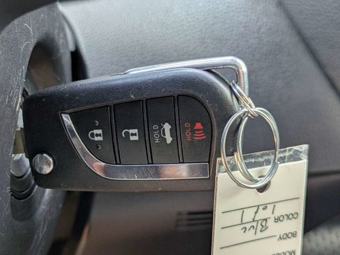 Used 2025 Toyota Corolla LE FWD image 31