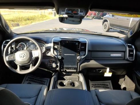 New 2026 RAM 1500 Big Horn AWD/4WD image 16