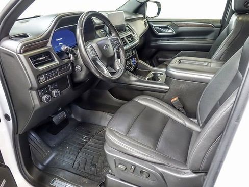 Certified 2022 Chevrolet Tahoe Z71 w/ Luxury Package image 14