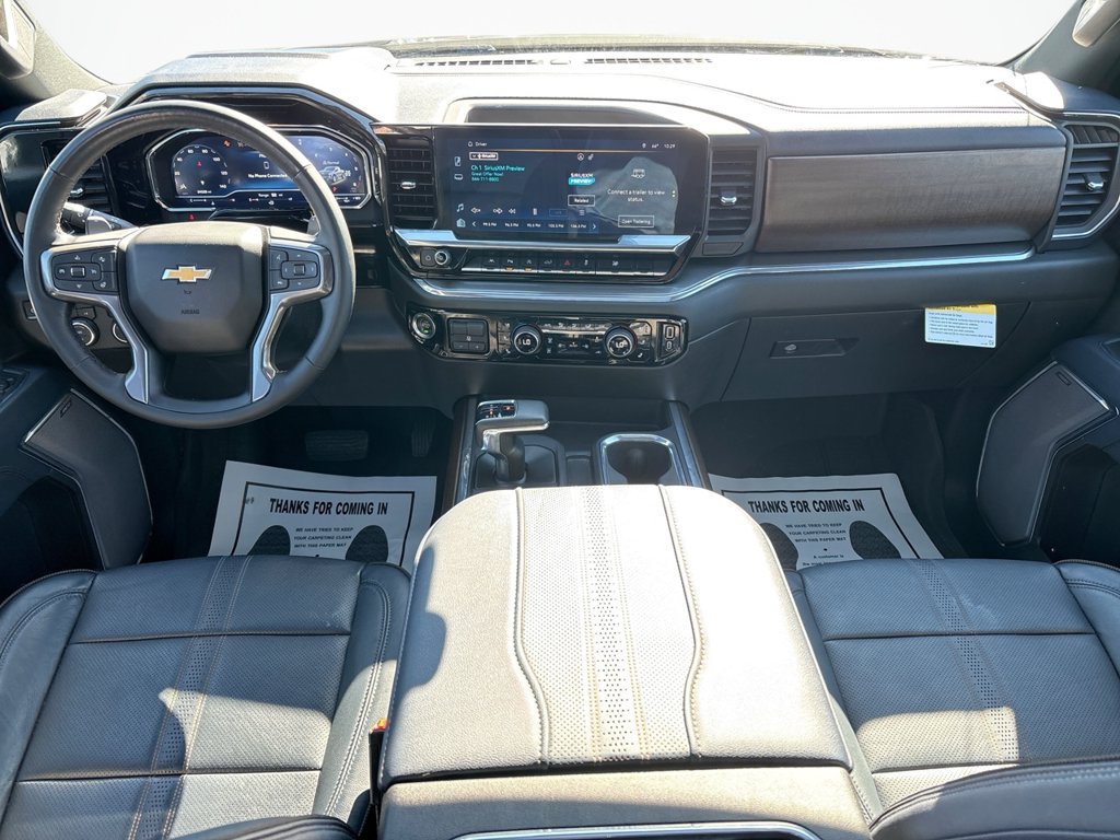 Used 2023 Chevrolet Silverado 1500 High Country w/ High Country Premium Package AWD/4WD image 23