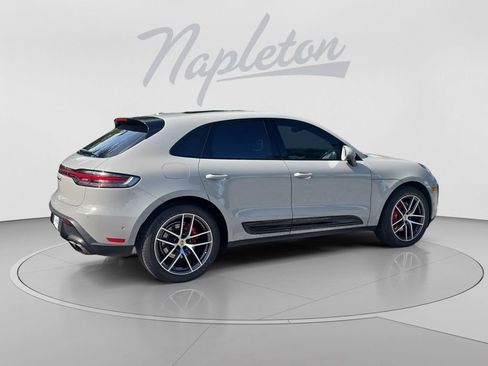 Used 2023 Porsche Macan S AWD/4WD image 6