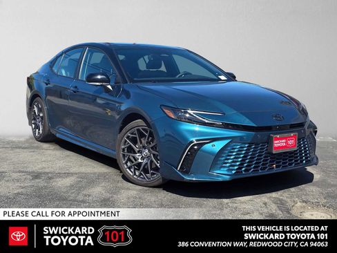 Used 2025 Toyota Camry XSE w/ Premium Plus Package FWD image 1