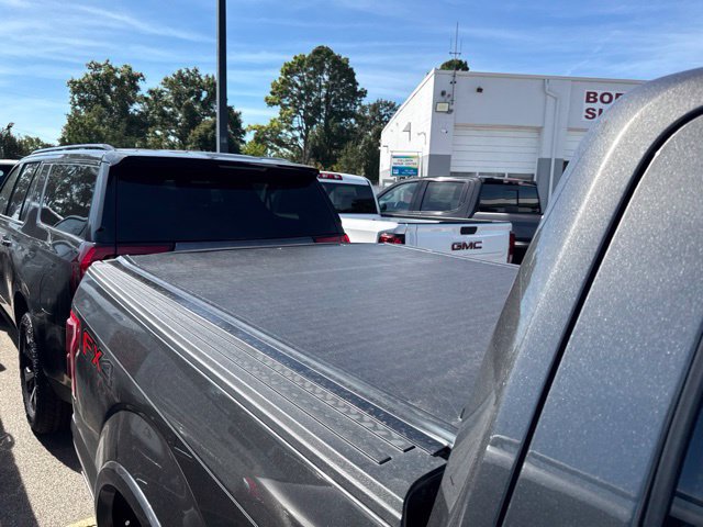 Used 2017 Ford F150 Lariat w/ Equipment Group 502A Luxury AWD/4WD image 13