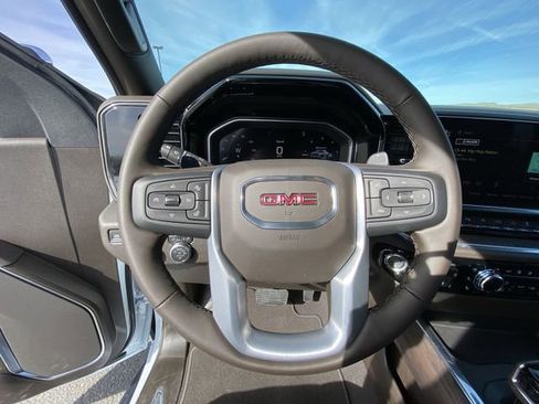 New 2026 GMC Sierra 1500 SLT w/ SLT Premium Package AWD/4WD image 14