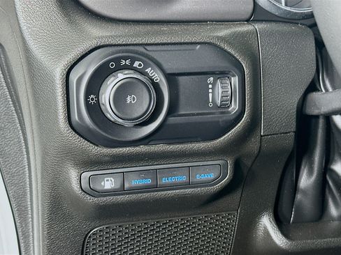 Used 2023 Jeep Wrangler Unlimited Rubicon 4xe w/ Cold Weather Group AWD/4WD image 17