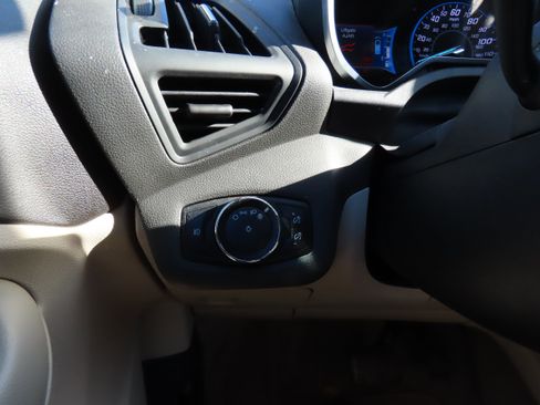 Used 2014 Ford C-MAX Energi SEL w/ Equipment Group 302A image 21