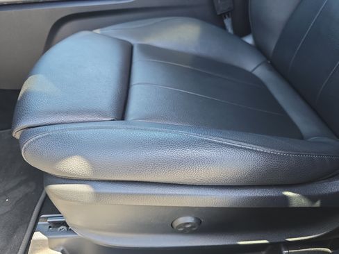 Used 2021 Mercedes-Benz GLA 250 4MATIC image 30