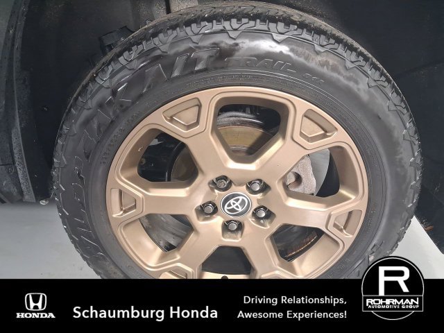Used 2023 Toyota RAV4 AWD Hybrid image 6