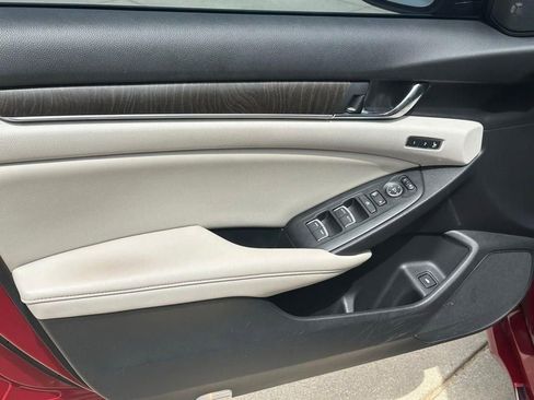 Used 2021 Honda Accord Touring image 22