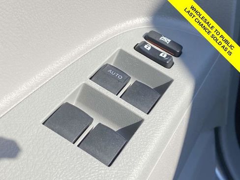 Used 2011 Toyota Highlander SE image 22