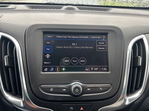 Used 2024 Chevrolet Equinox LT AWD/4WD image 8