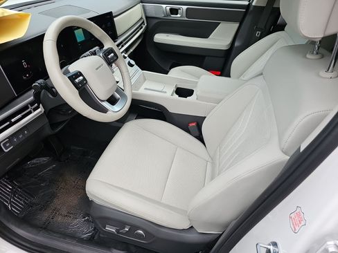 Used 2026 Hyundai Santa Fe SEL AWD/4WD image 19