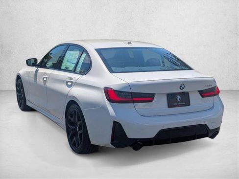 Used 2025 BMW 330i Sedan w/ M Sport Package image 8