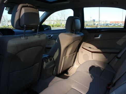 Used 2013 Mercedes-Benz E 350 4MATIC Sport Sedan image 23