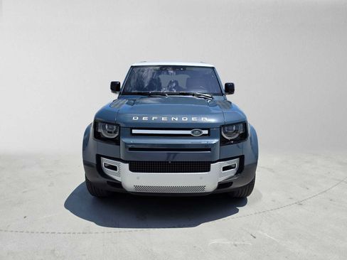 Certified 2022 Land Rover Defender 110 SE AWD/4WD image 8