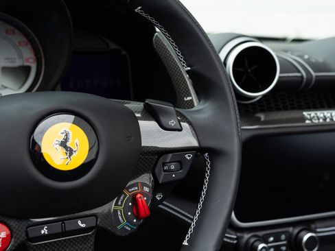 Used 2023 Ferrari Portofino M image 39