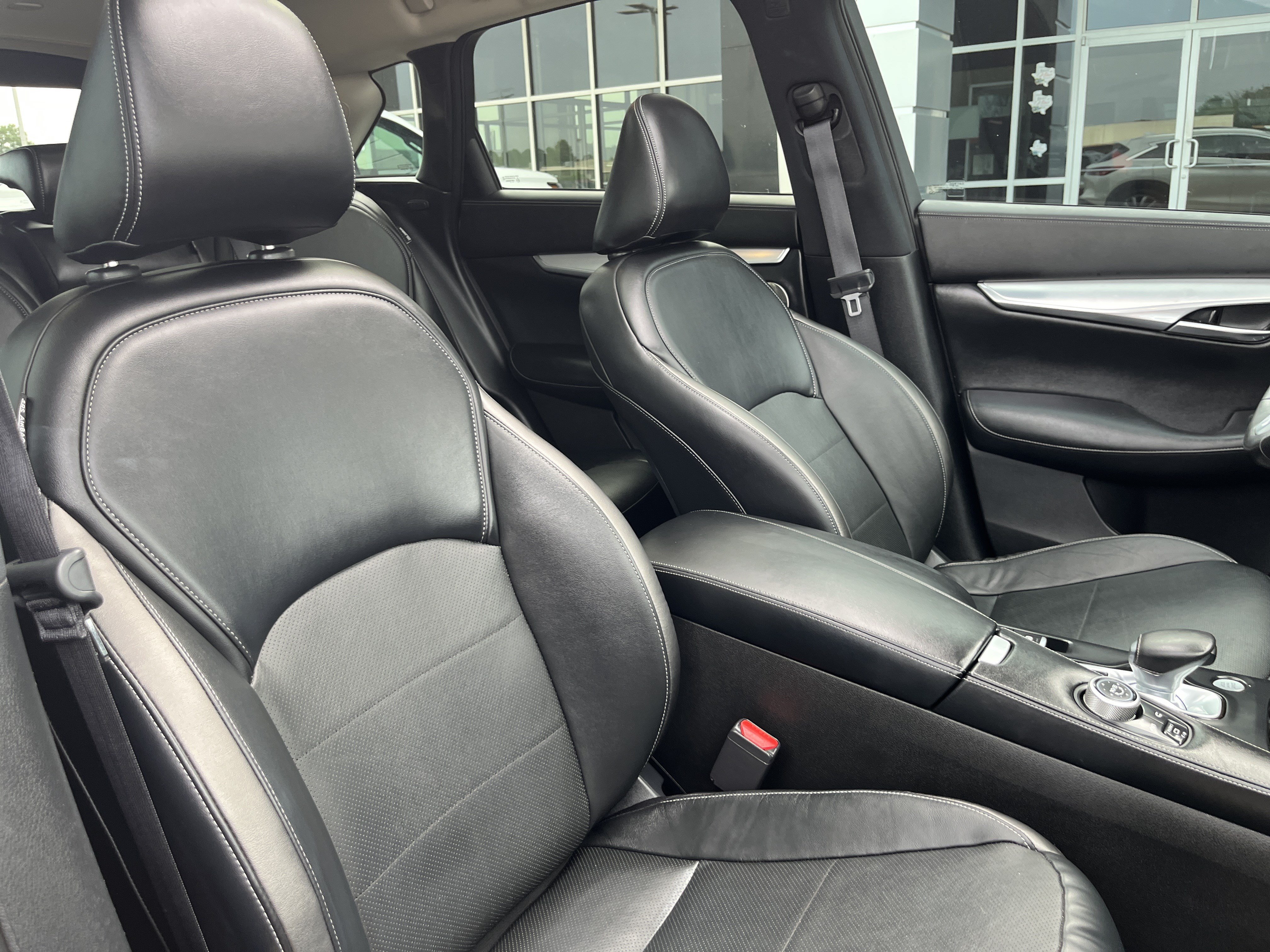 Used 2022 INFINITI QX50 Essential FWD image 22