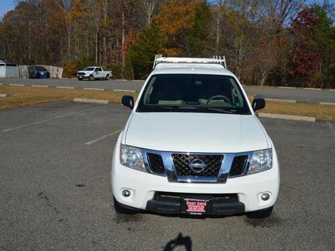 Used 2014 Nissan Frontier SV w/ SV Value Truck Package image 10