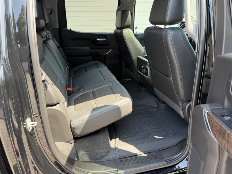 Used 2021 GMC Sierra 1500 Denali w/ Denali Ultimate Package AWD/4WD image 32