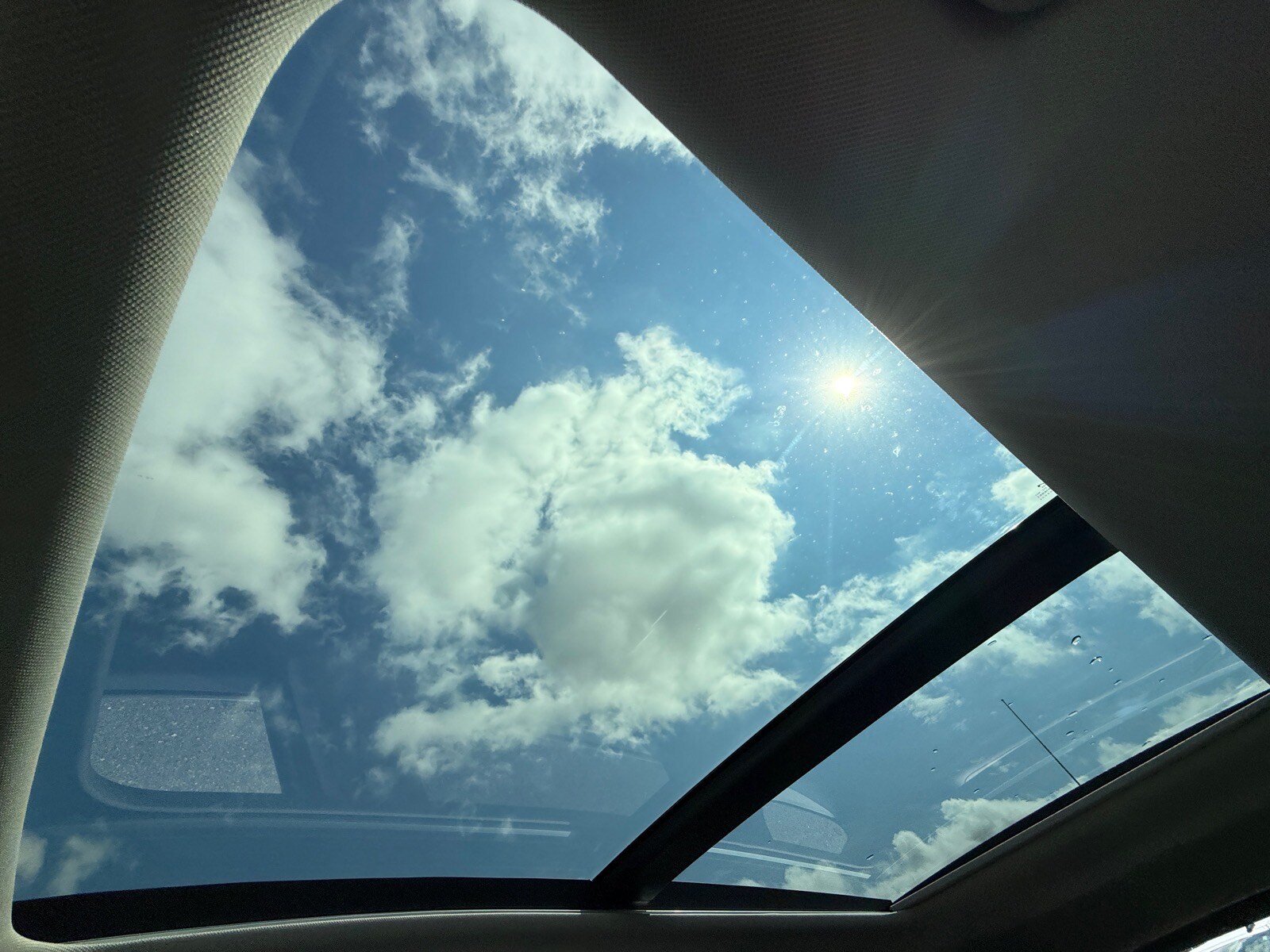 Used 2022 Kia Sorento EX w/ Panoramic Sunroof Package FWD image 20