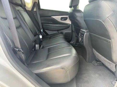 Used 2023 Nissan Murano SV AWD/4WD image 16