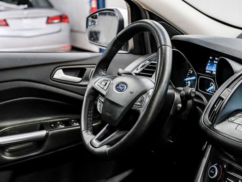 Used 2019 Ford Escape SEL image 20