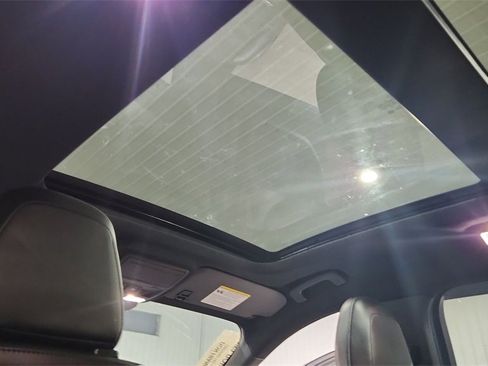 Used 2024 Ford Escape ST-Line Select w/ Class II Trailer Tow Package image 25