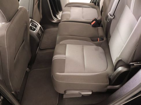 Used 2025 Chevrolet Blazer LT FWD image 12