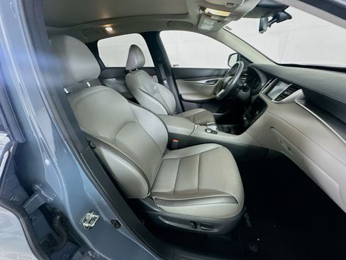 Used 2023 INFINITI QX50 Luxe image 29