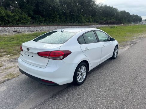 Used 2017 Kia Forte LX w/ LX Popular Package FWD image 6
