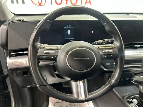 Used 2025 Hyundai Kona SEL AWD/4WD image 25