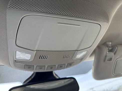 Used 2024 Ford Edge SEL image 20