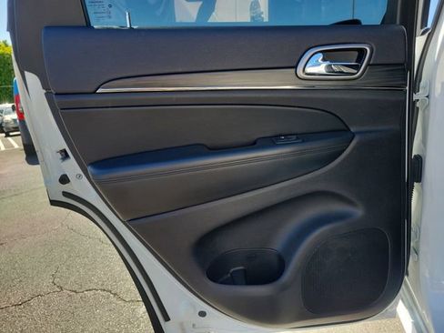 Used 2020 Jeep Grand Cherokee Limited X RWD image 15