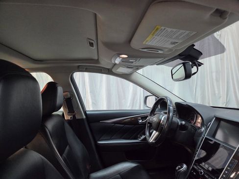 Used 2019 INFINITI Q50 Luxe w/ Essential Package (3.0T Luxe) image 27