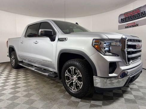 Used 2019 GMC Sierra 1500 SLE w/ SLE Value Package image 1