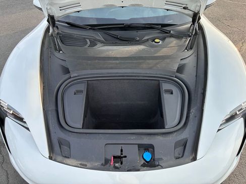 Used 2023 Porsche Taycan RWD image 10