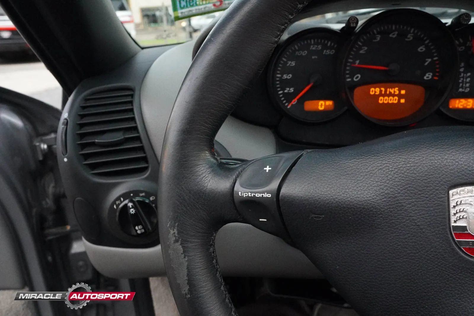 Used 2001 Porsche Boxster RWD image 33