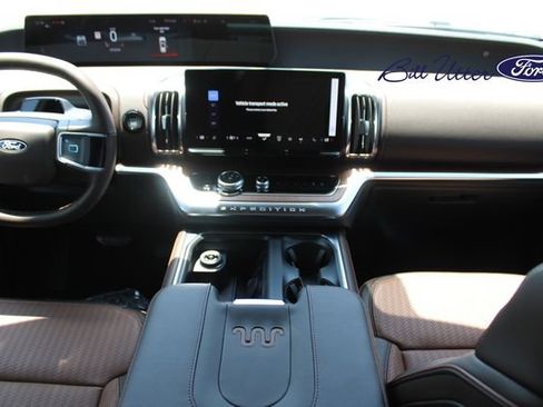 New 2027 Ford Expedition King Ranch RWD image 12
