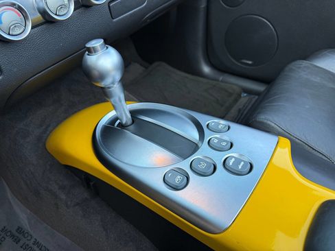 Used 2003 Chevrolet SSR LS 2dr Regular Cab Convertible w/ Preferred Equipment Group image 21