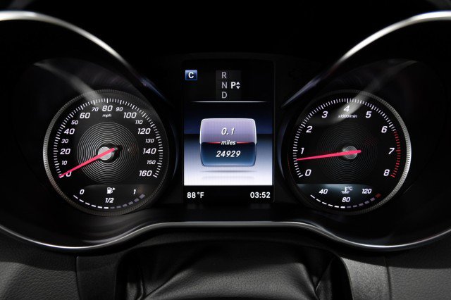 Used 2017 Mercedes-Benz C 300 Sedan image 17
